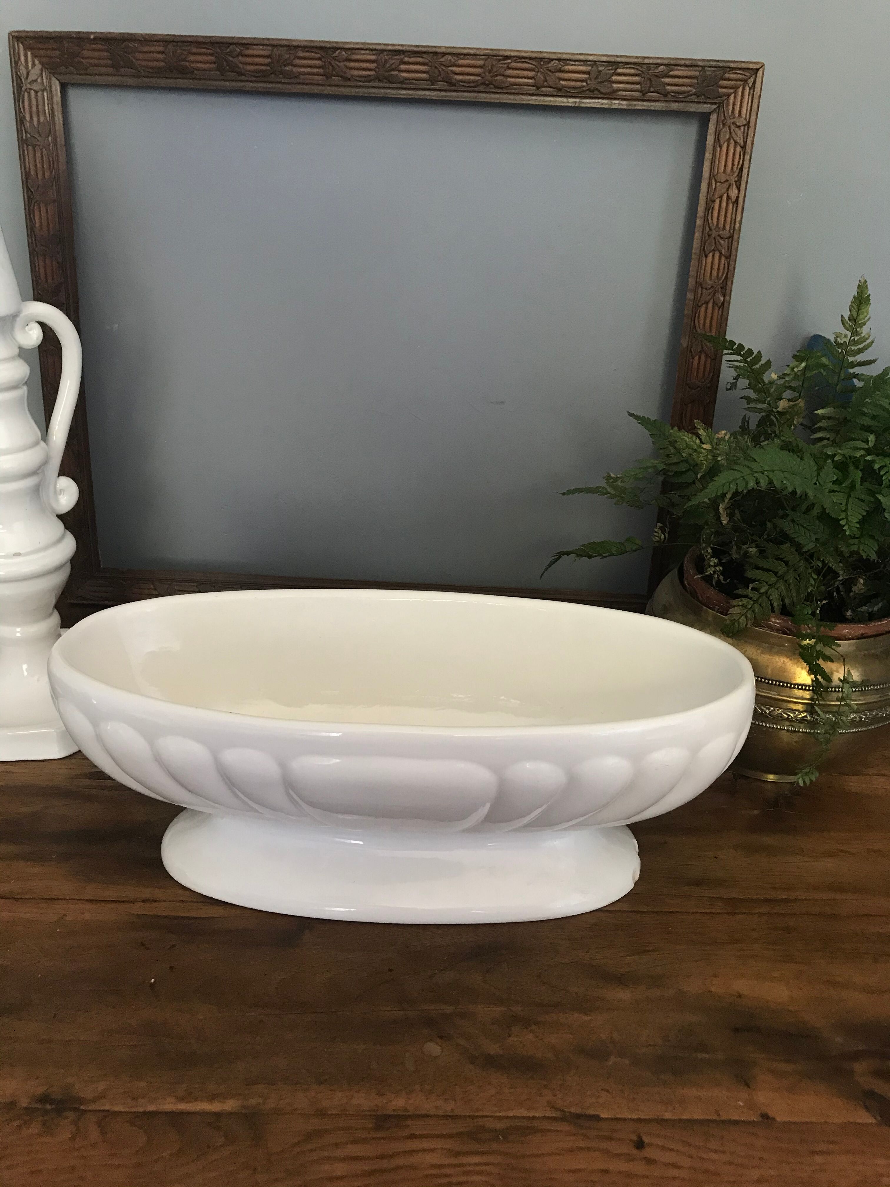 Art Deco ceramic planter
