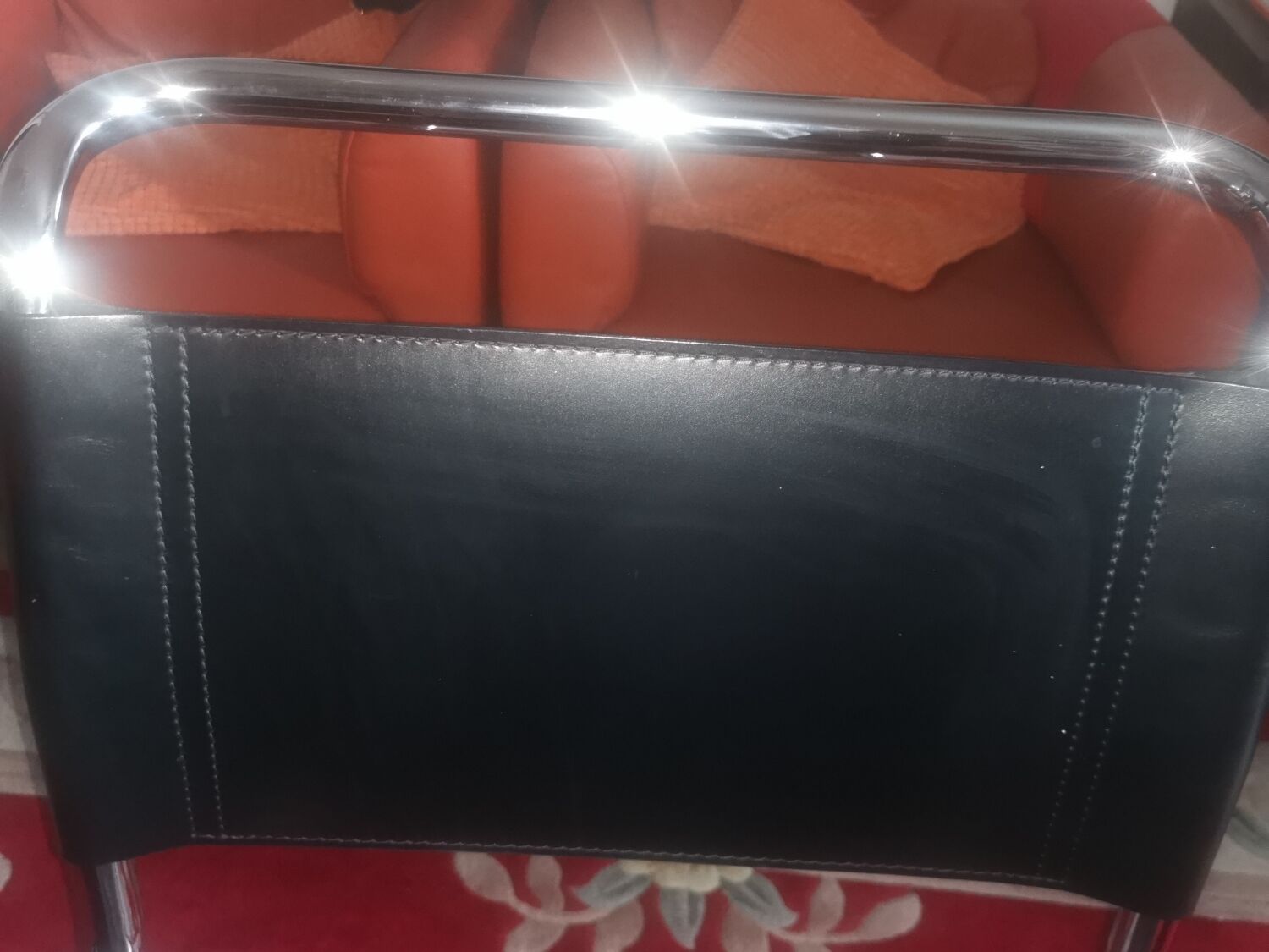 Model B33 chair in black leather