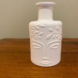Vase visage en biscuit
