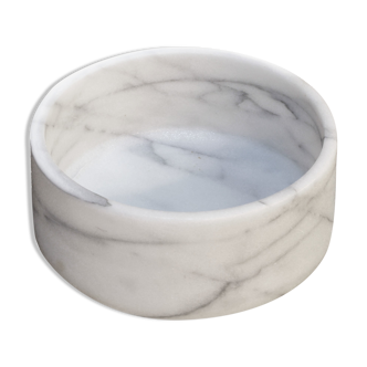 Carrara marble fruit cup