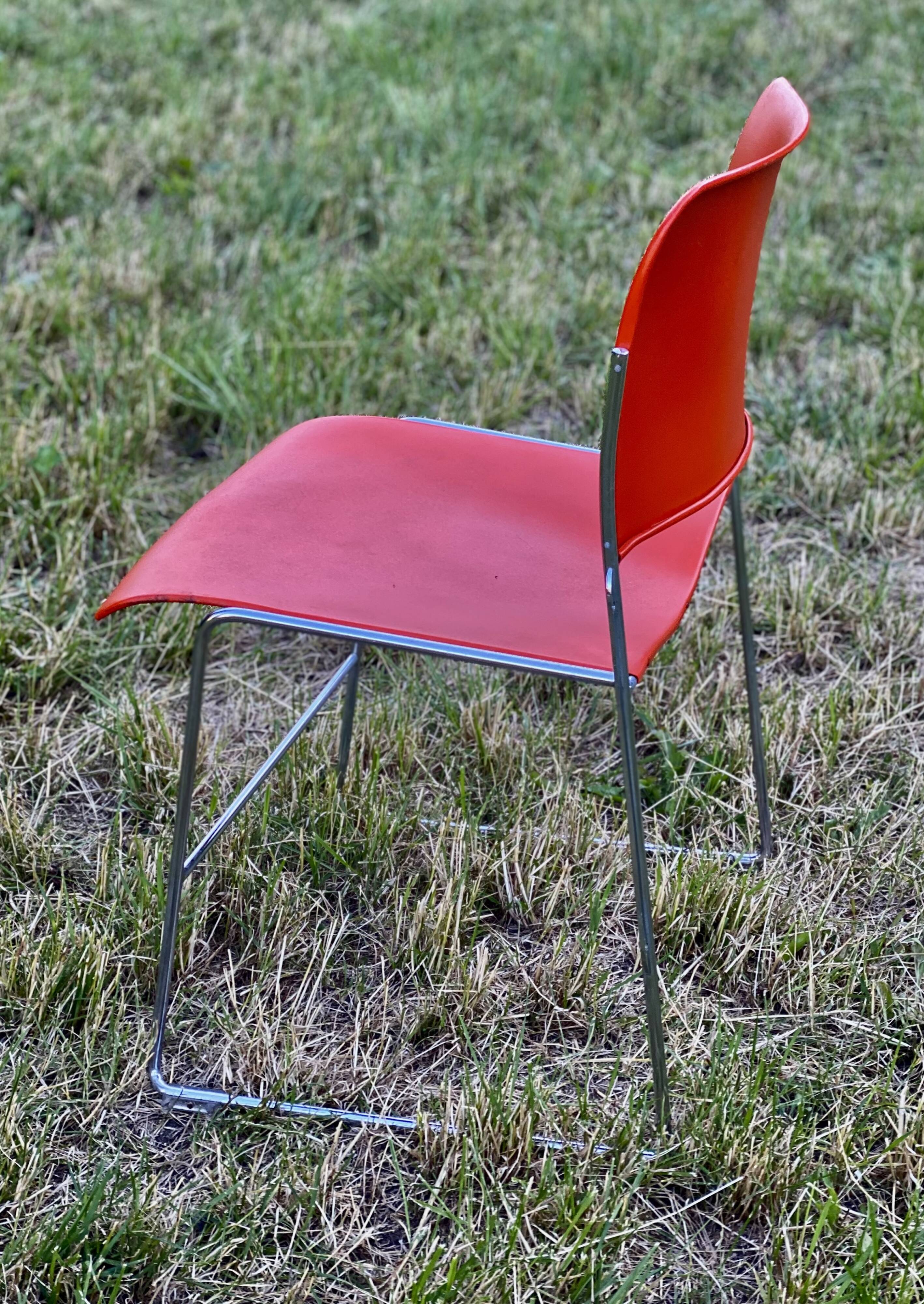 Pair of chairs by David Rowland, US Design, 1976, red metal and chrome