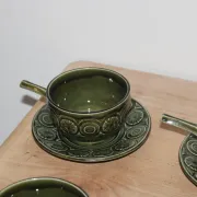 Vintage Tams England service – 6 soup bowls with handles and saucers in olive green ceramic.
