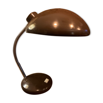 Adjustable desk lamp