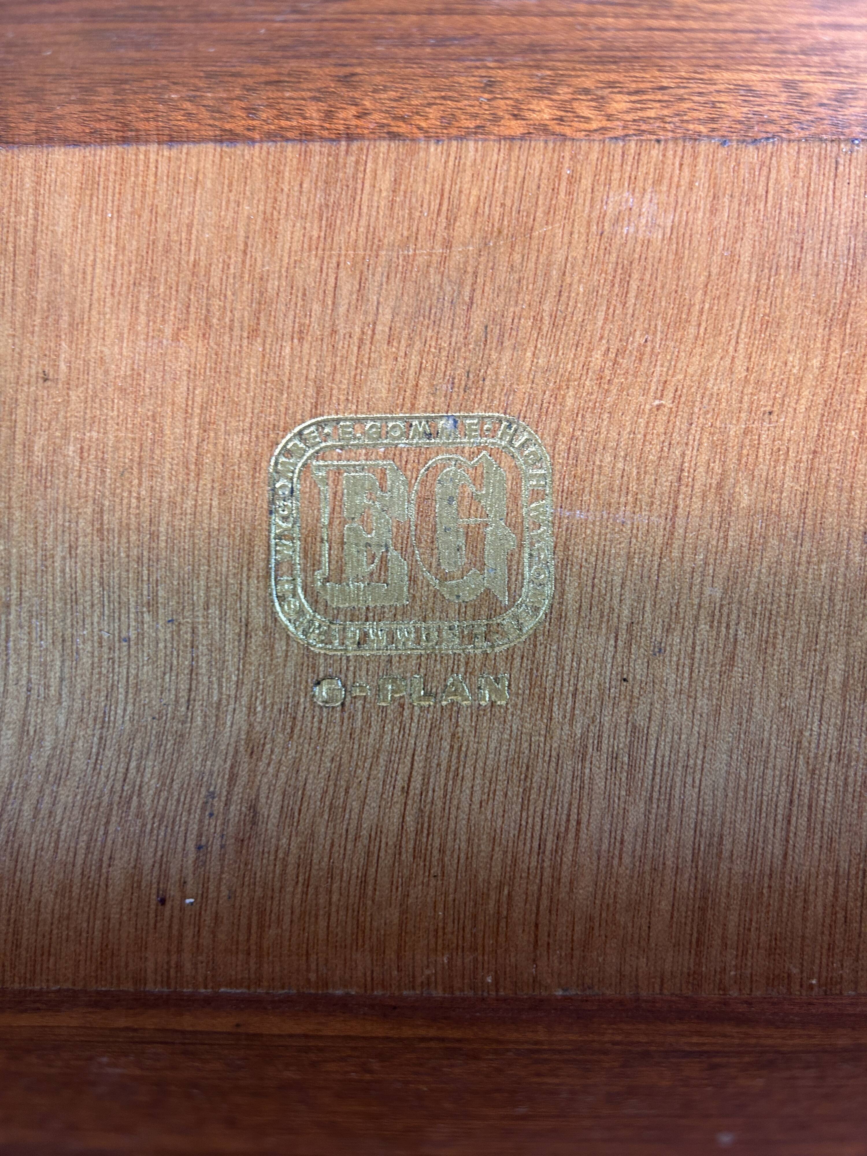 Early Mid-Century Retro Vintage Oak Desk by G Plan (E. Gomme) – Librenza Ra