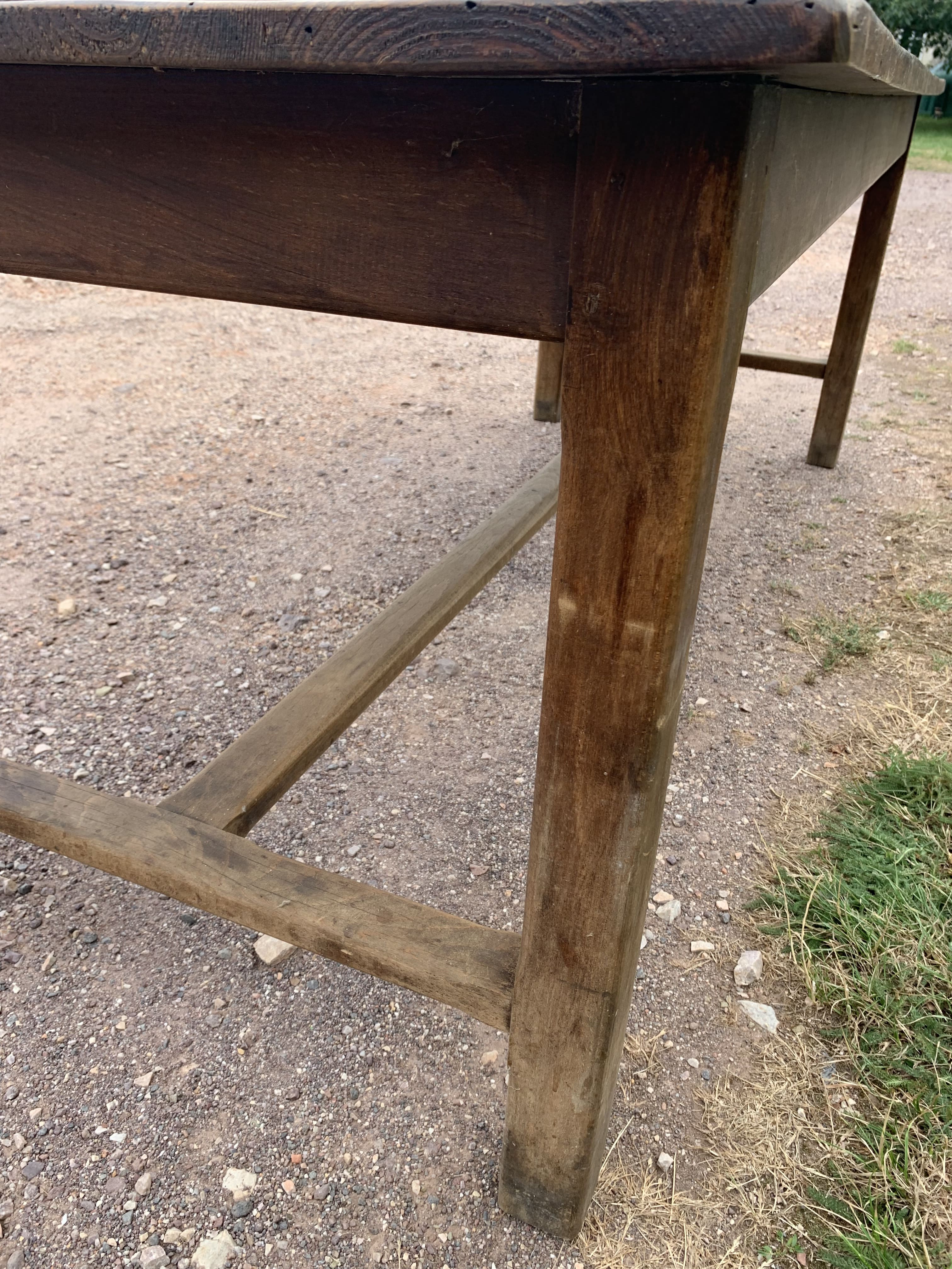 Farmhouse table