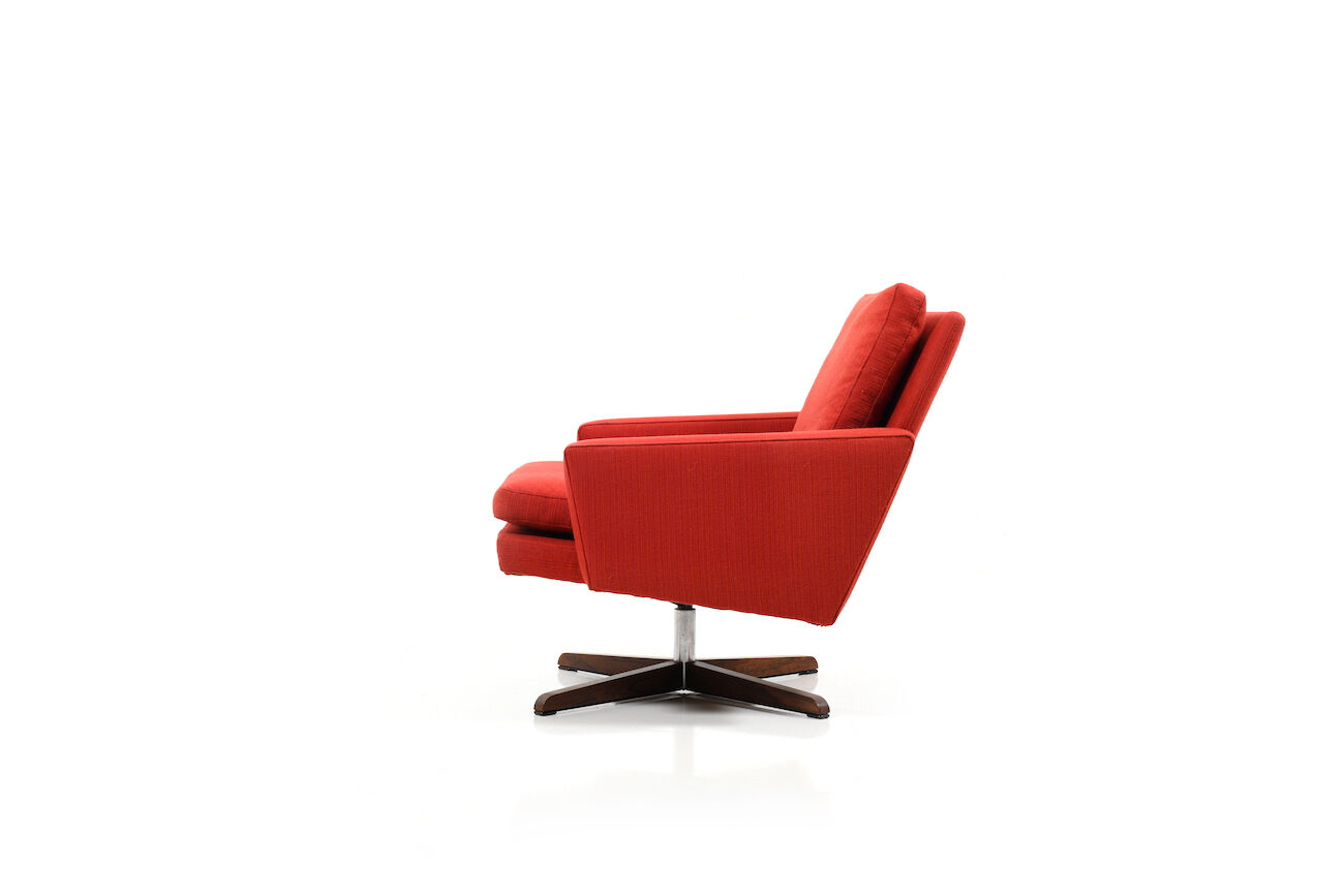Fauteuil de salon danois pivotant du milieu du siècle