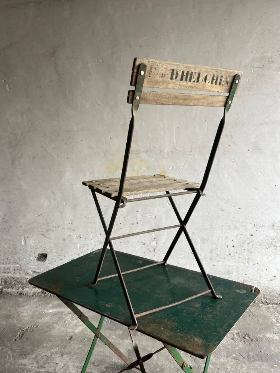 Vintage 1930 brewery terrace table with green metal and wooden folding chair