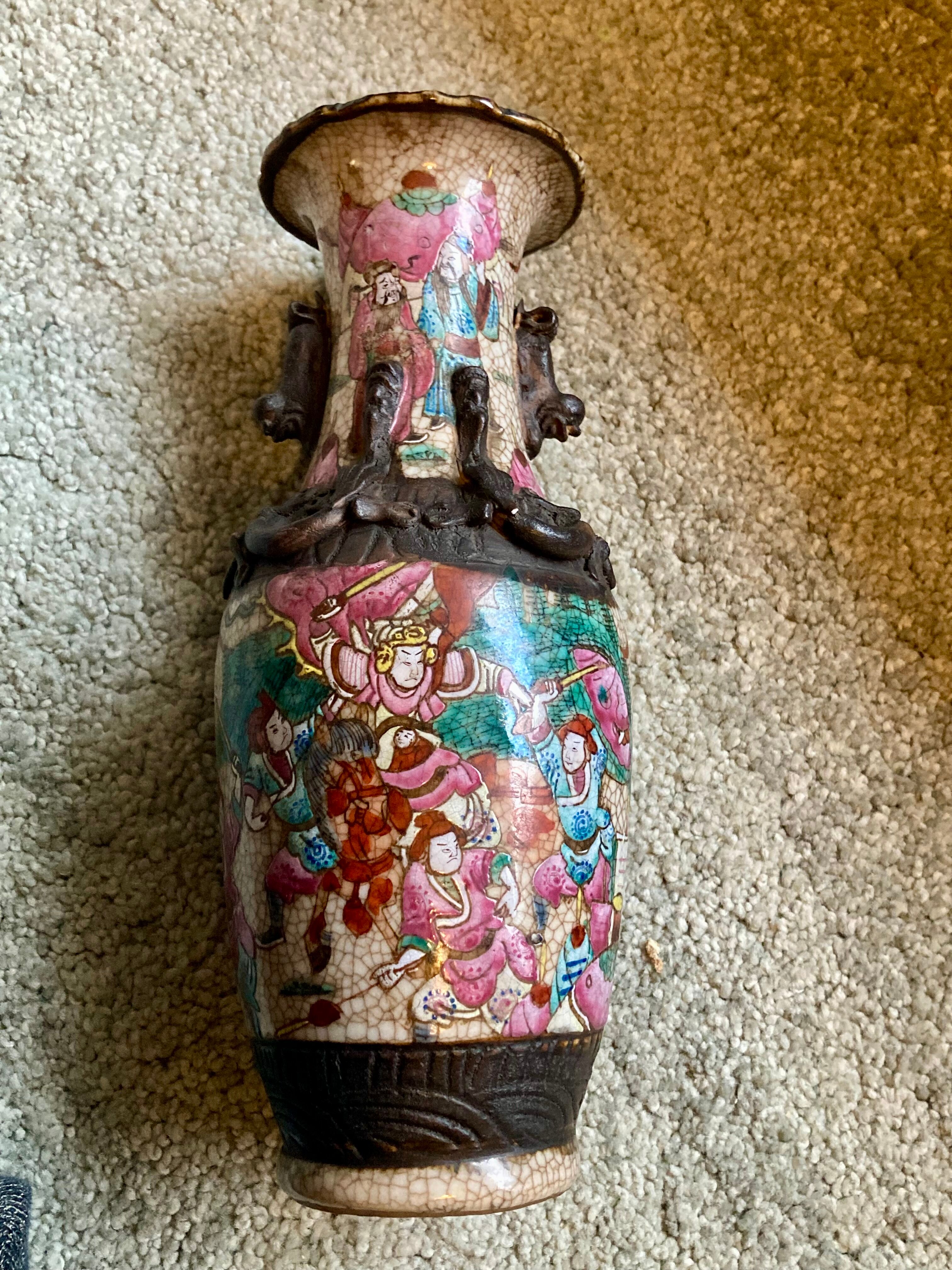 Pair of Nanjing vase signed- excellent condition - beautiful quality