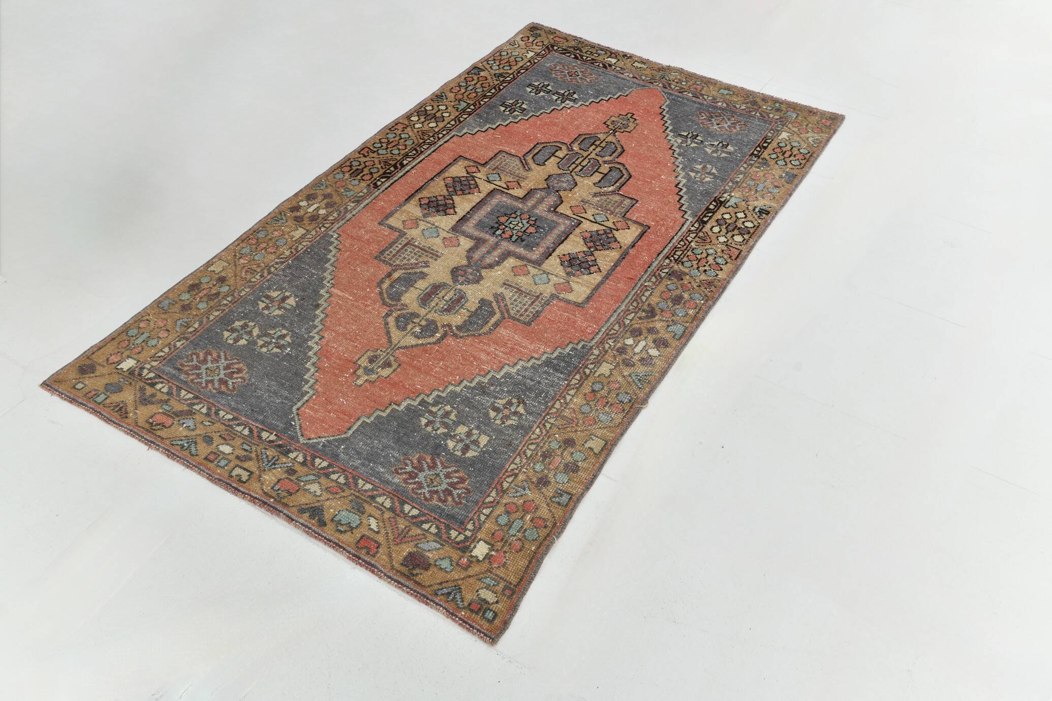 Red & Yellow Turkish Vintage Rug, 109x193Cm