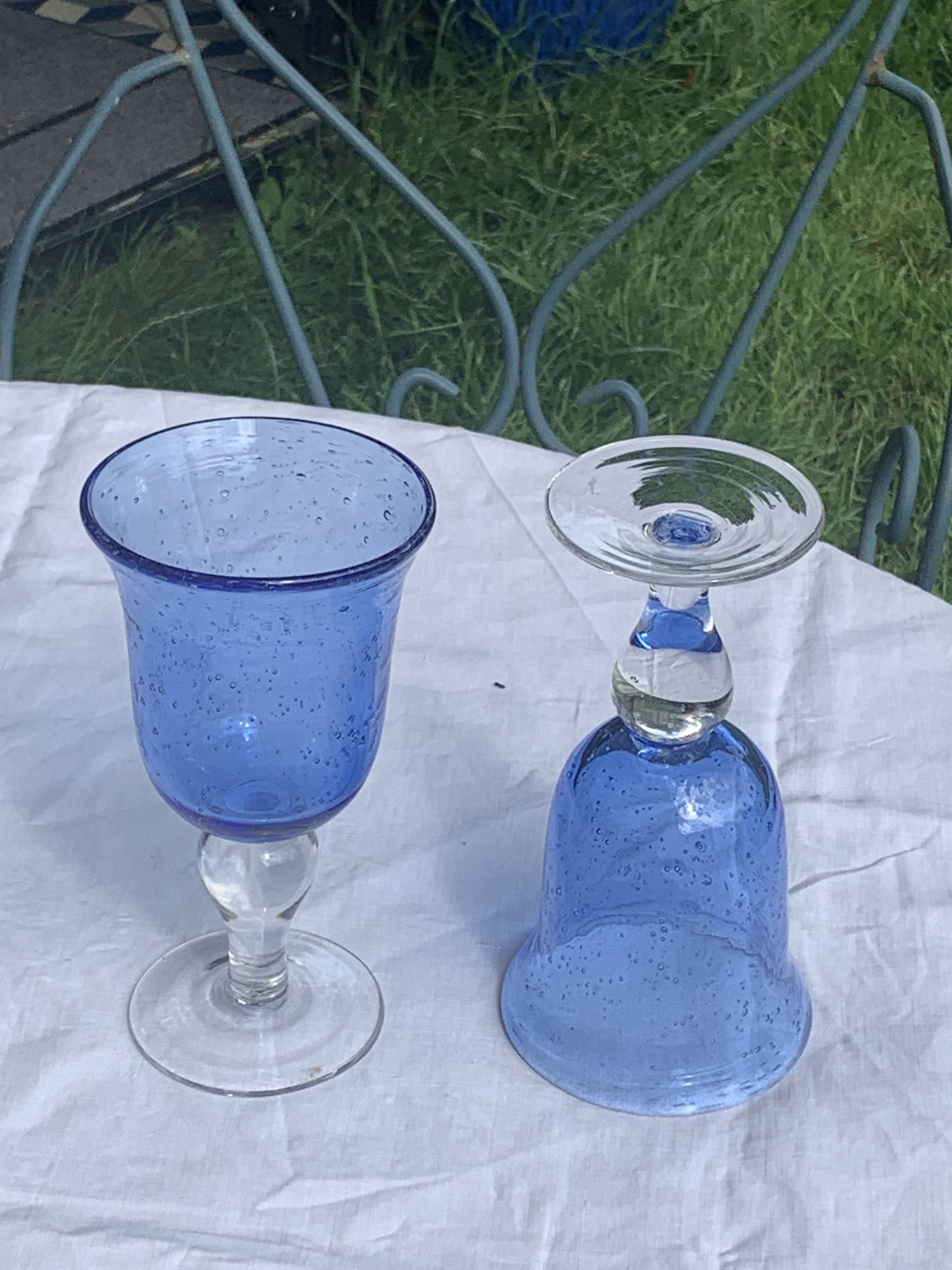 Two large wine glasses in blown and bubbled glass, duo line, vintage