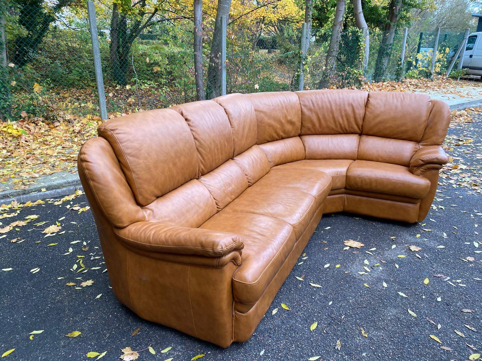 Large 6-seater corner sofa in cognac brown genuine leather