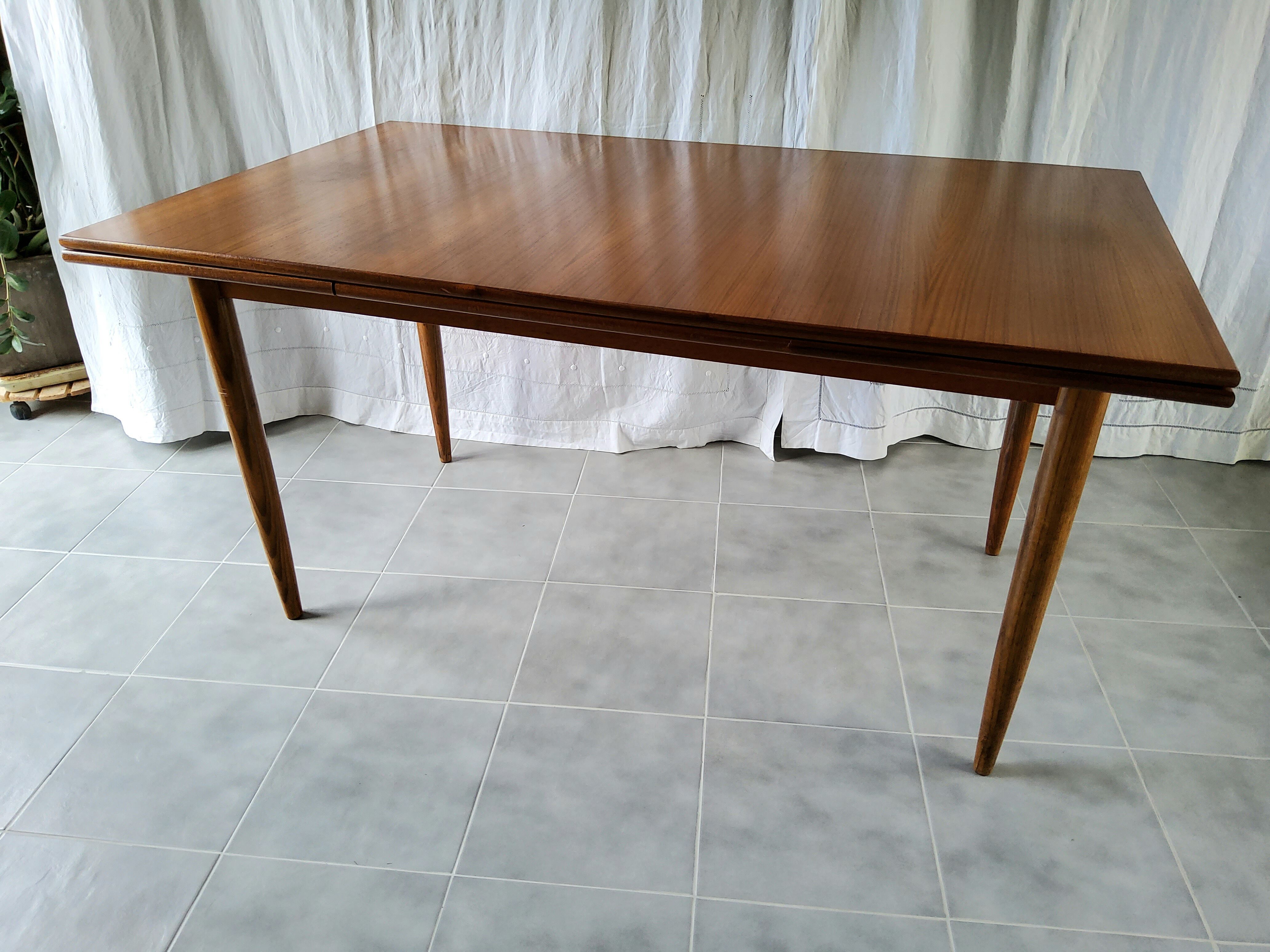 Dining table 60s