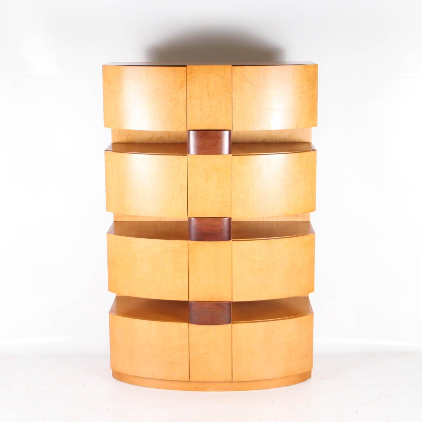 Japanese commode