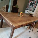 Farm table