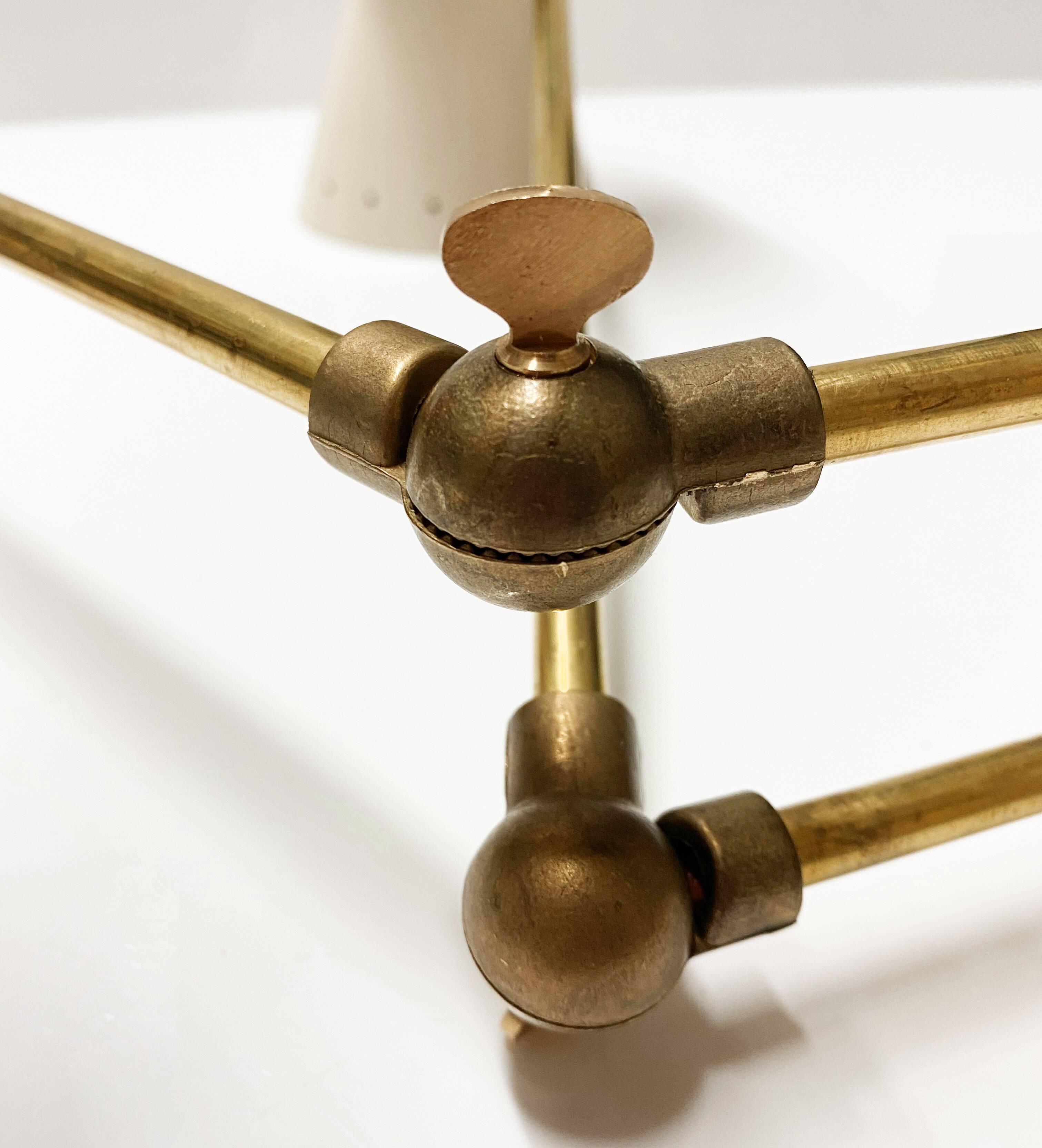 Italian articulated wall light diabolo design 50s
