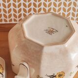 Old Abbey Ware Trianon Saar V& B.M. soup service.