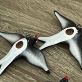 2 large swallows, 14 cm x 18.5 cm, to hang