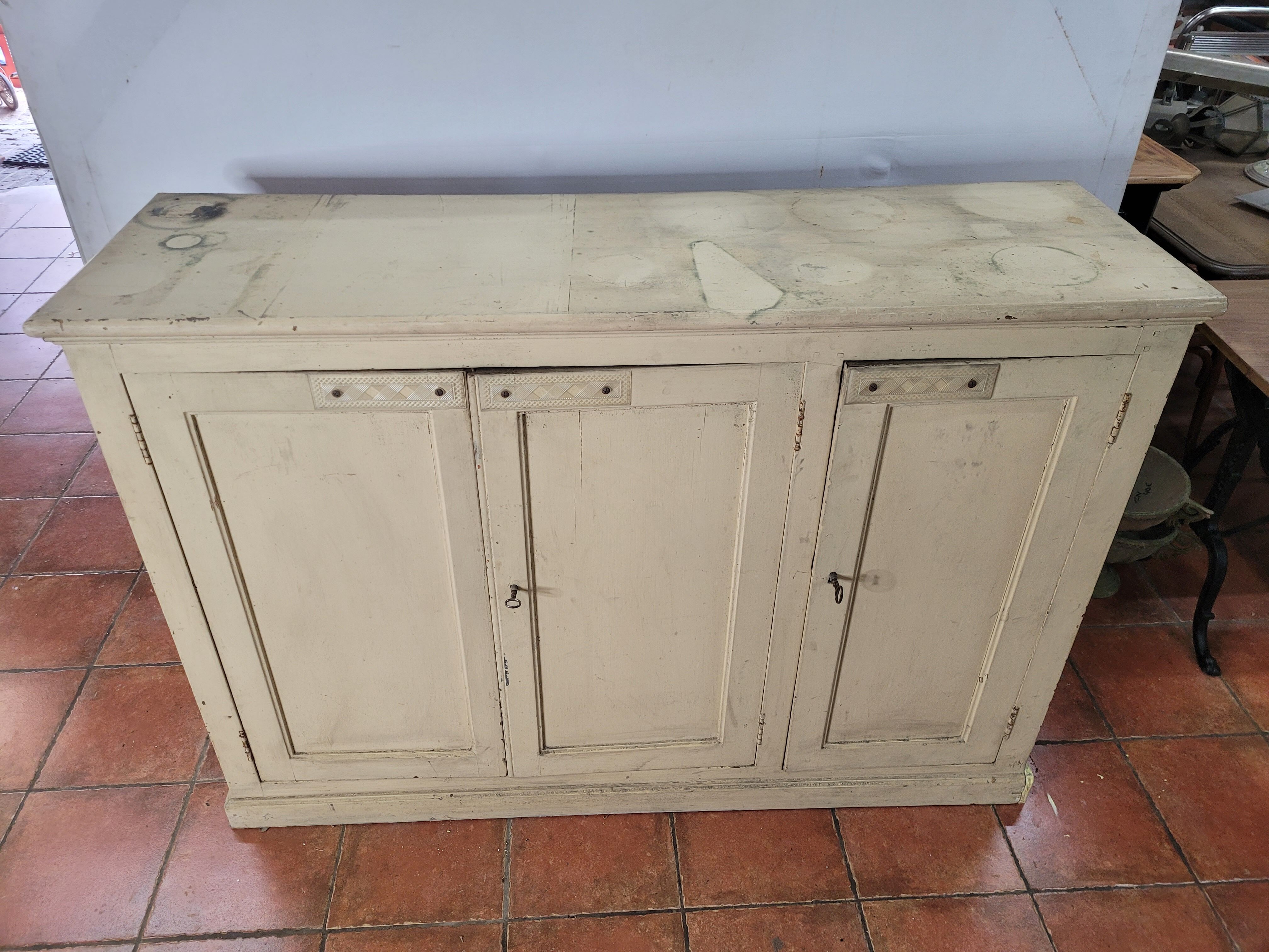 Craft furniture 3 doors original patina