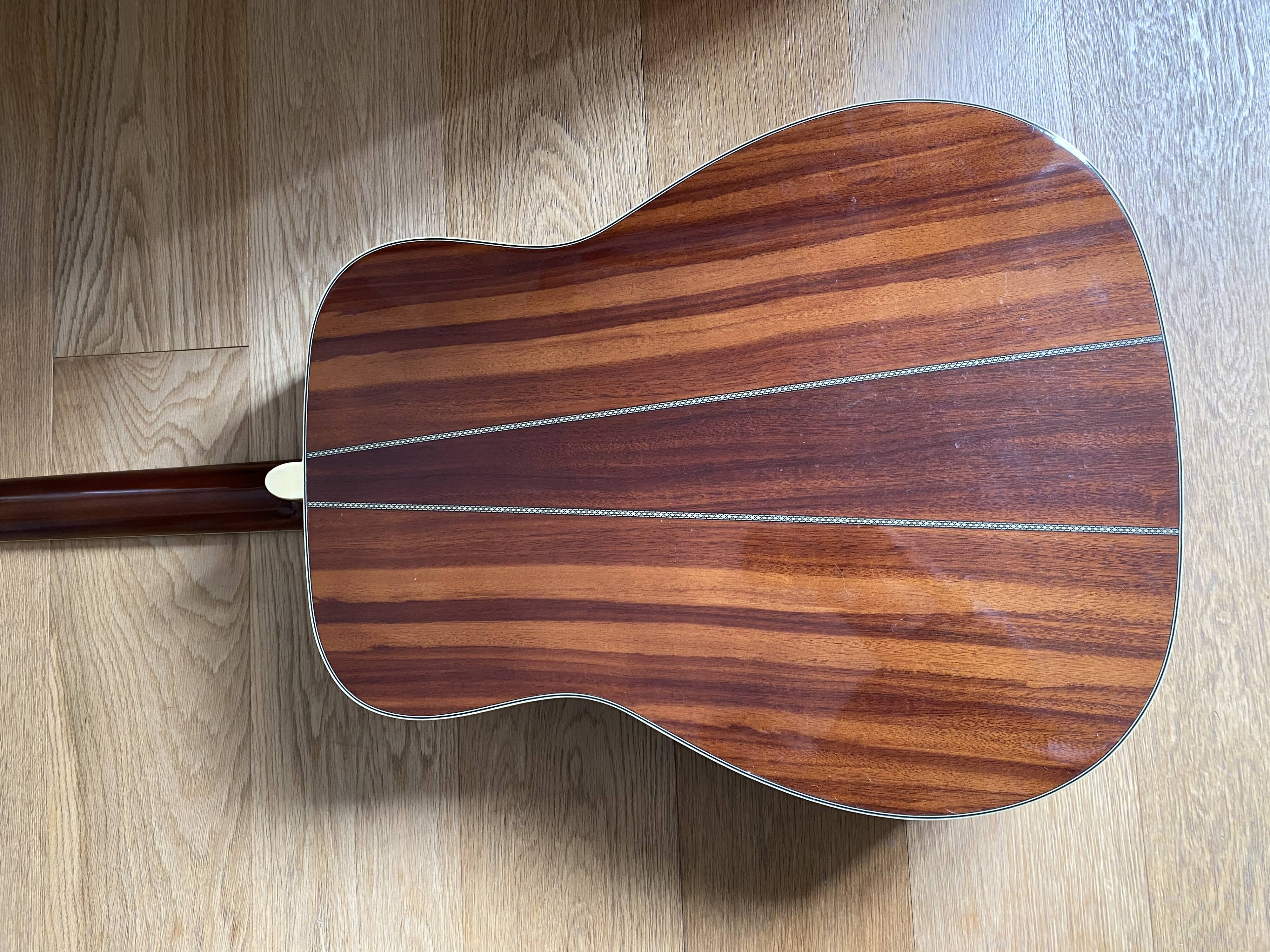 Vintage guitar Yamaha FG 340 II