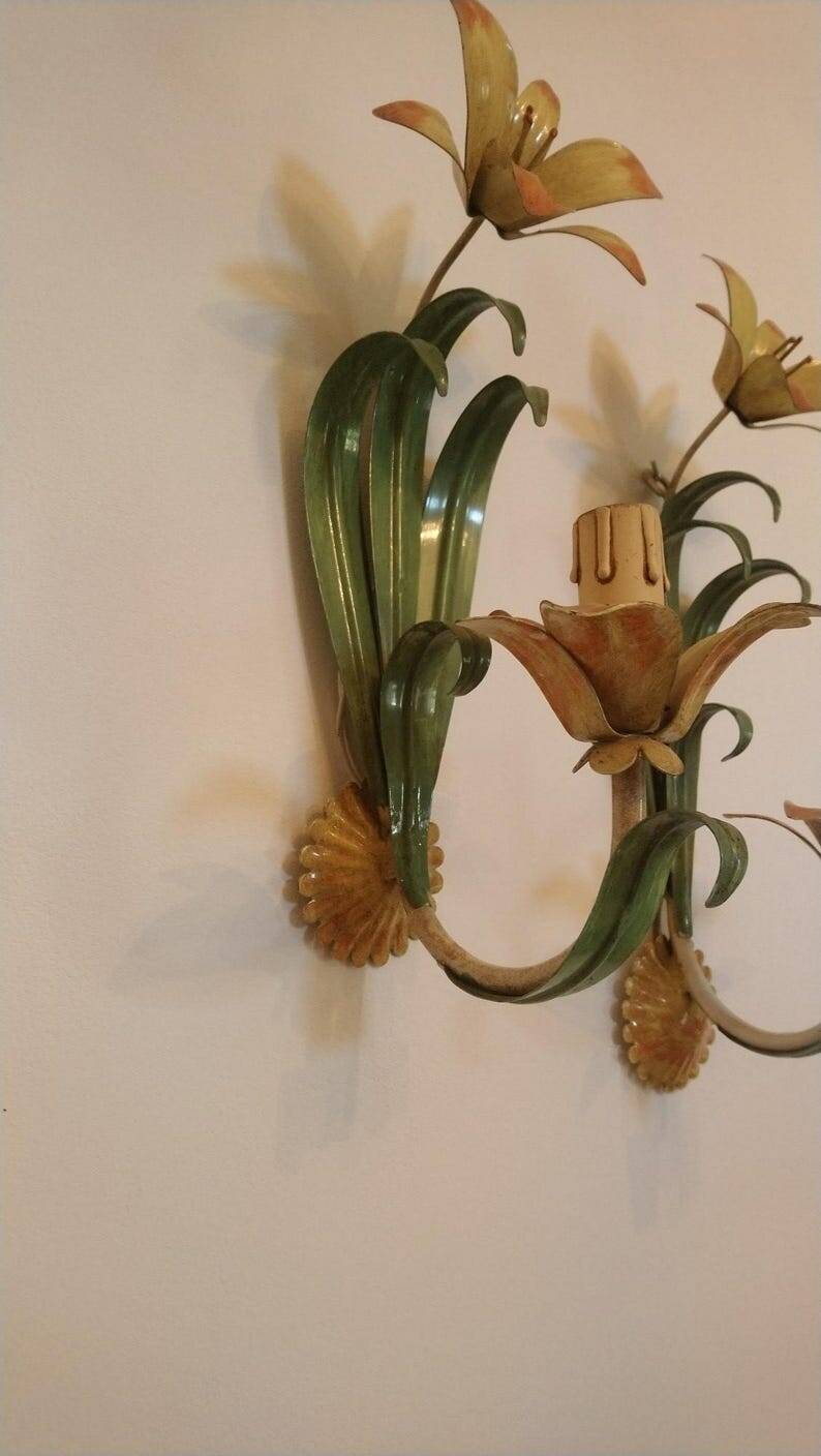 Floral single-arm wall lights, wall sconces, toleware, French vintage enamel.