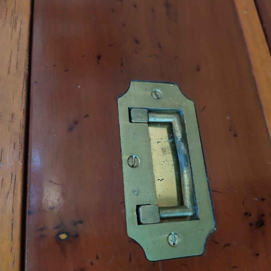 Commode marine
