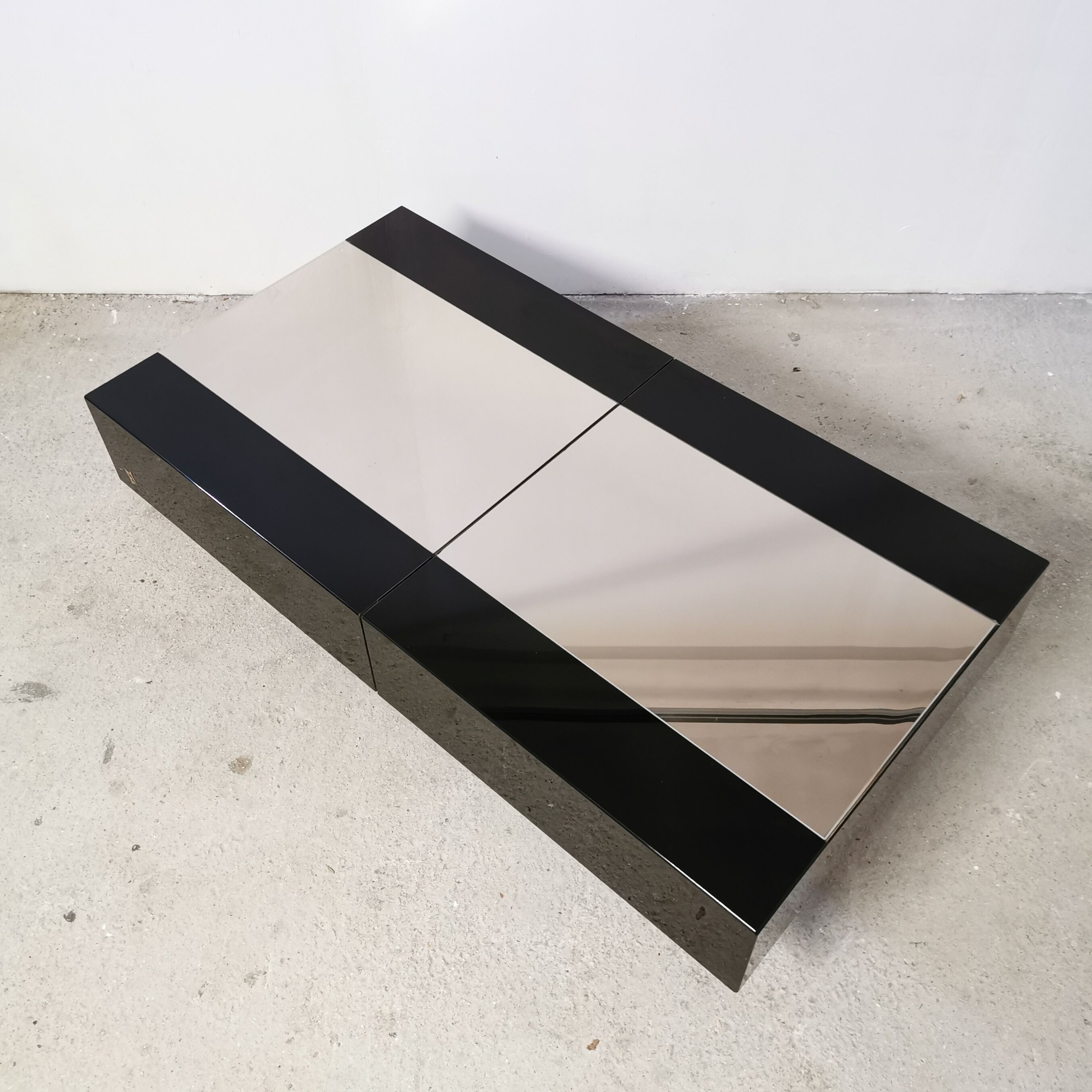 Table basse bar de Eric Maville 1970