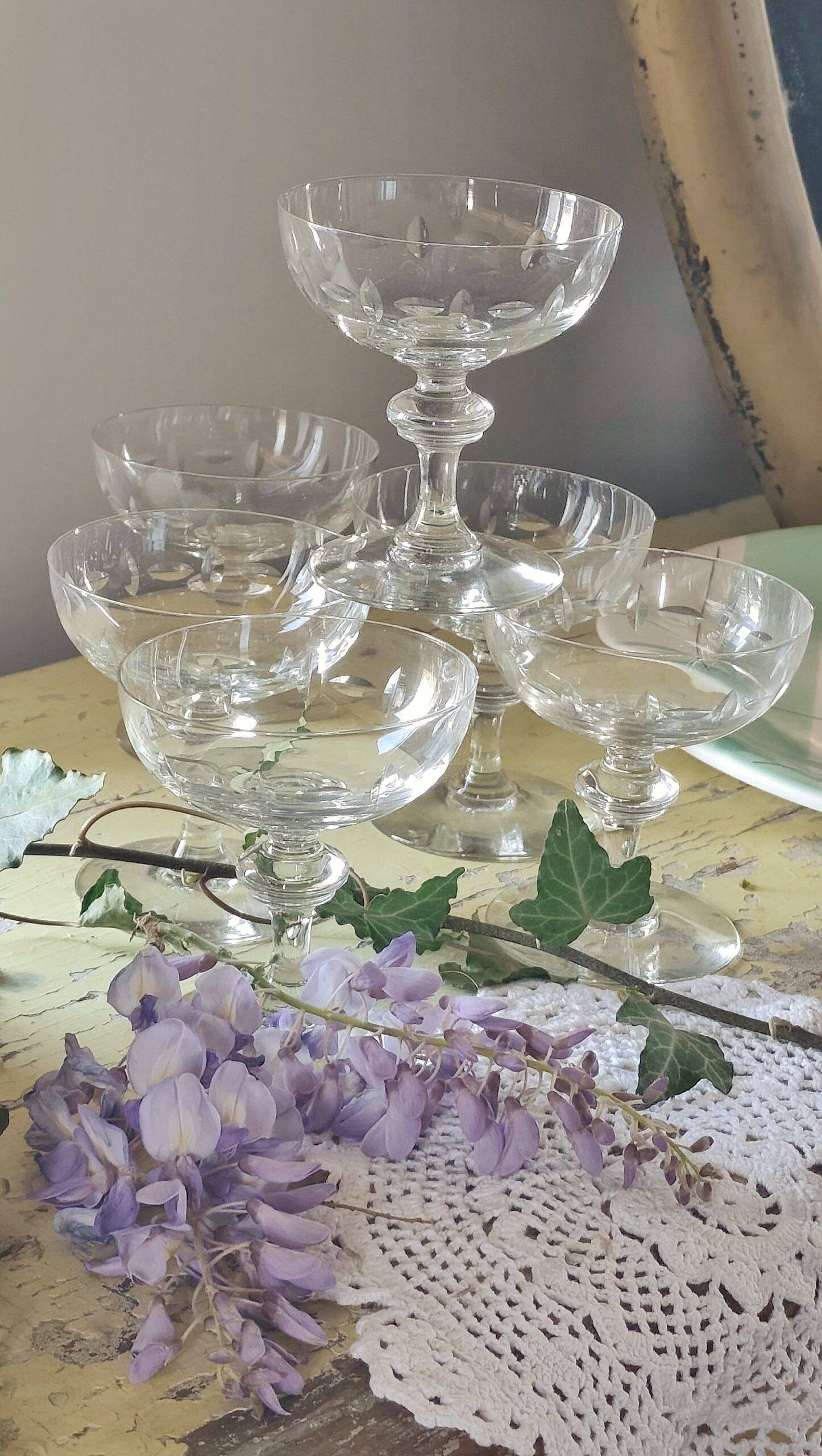 Set of 6 crystal champagne glasses