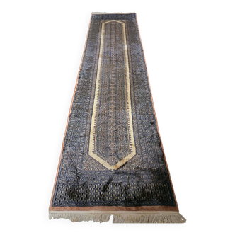 Handmade Pakistani Corridor Rug