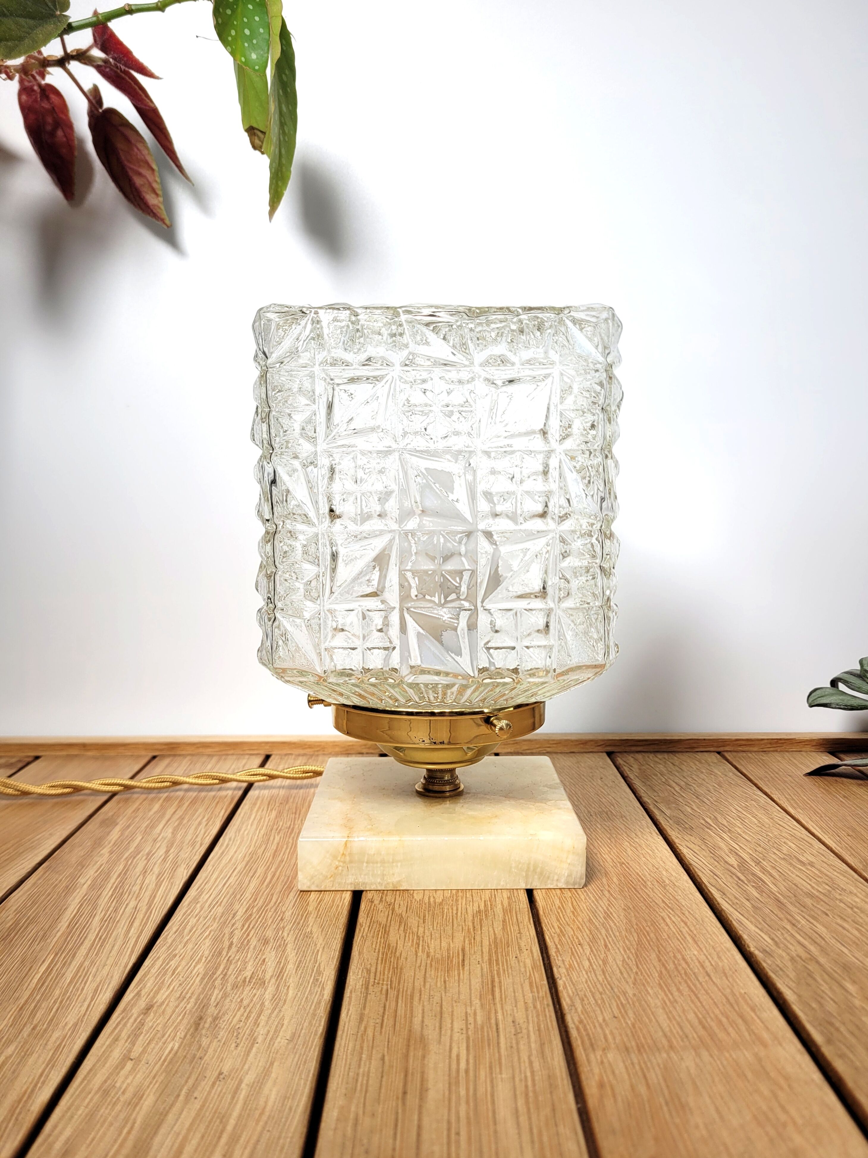 Vintage lamp diamond globe brass and onyx