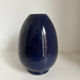 Set of 11 decorative items