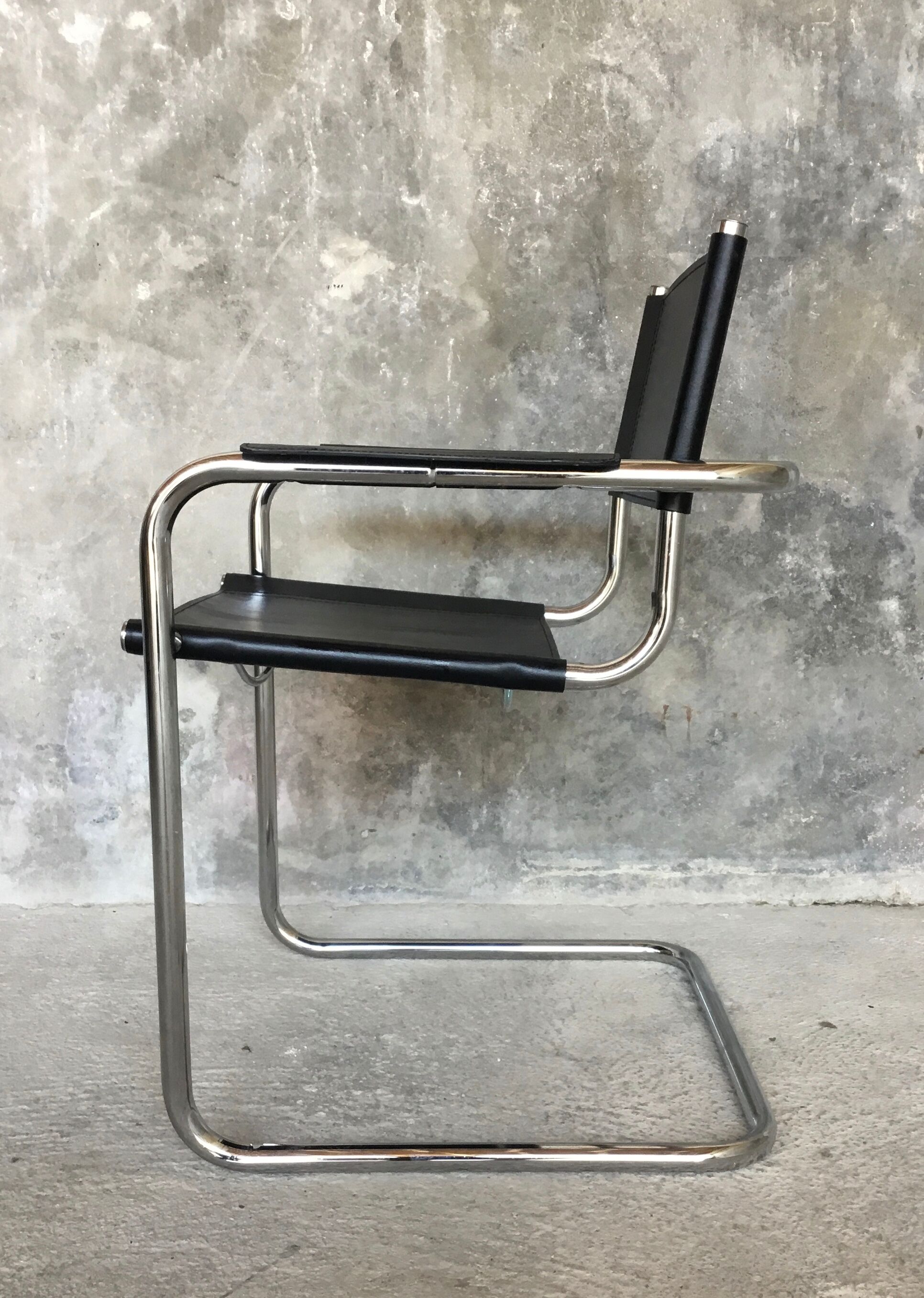 Cantilever armchair, made in Italy