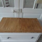 Vintage chest of drawers sublimated in pearl gray, wooden top