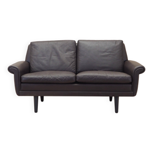 Canapé en cuir marron,