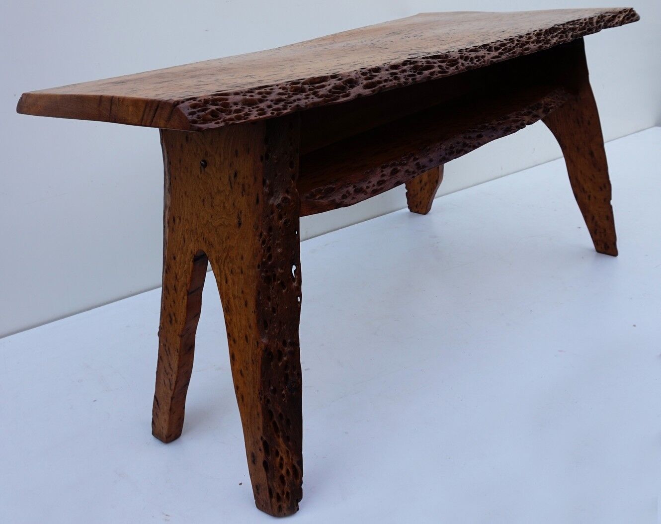 Low trunk table