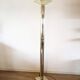 Lampadaire halogène doré et miroir