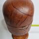 Forme à chapeau en bois ancienne sur pied, 1900, 29 cm