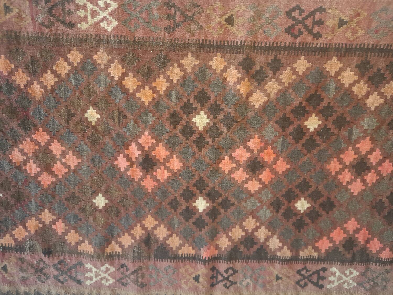 Vintage Anatolian kilim rug 170x96 cm made of natural wools.