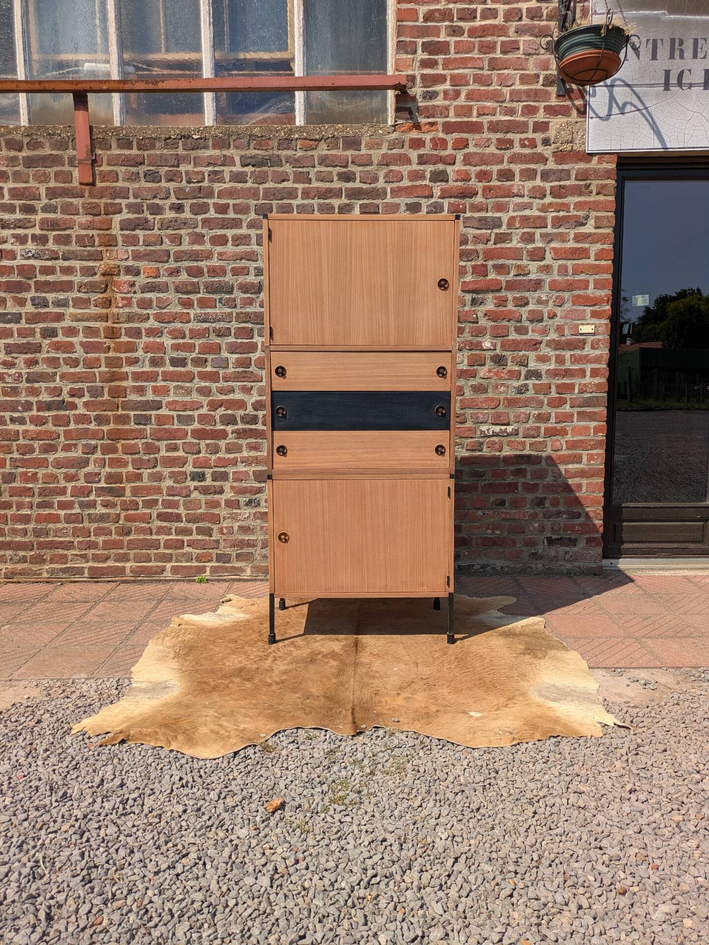 Office storage furniture