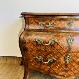 Commode tombeau style Louis XV