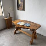 Table artisanale en orme massif, art populaire