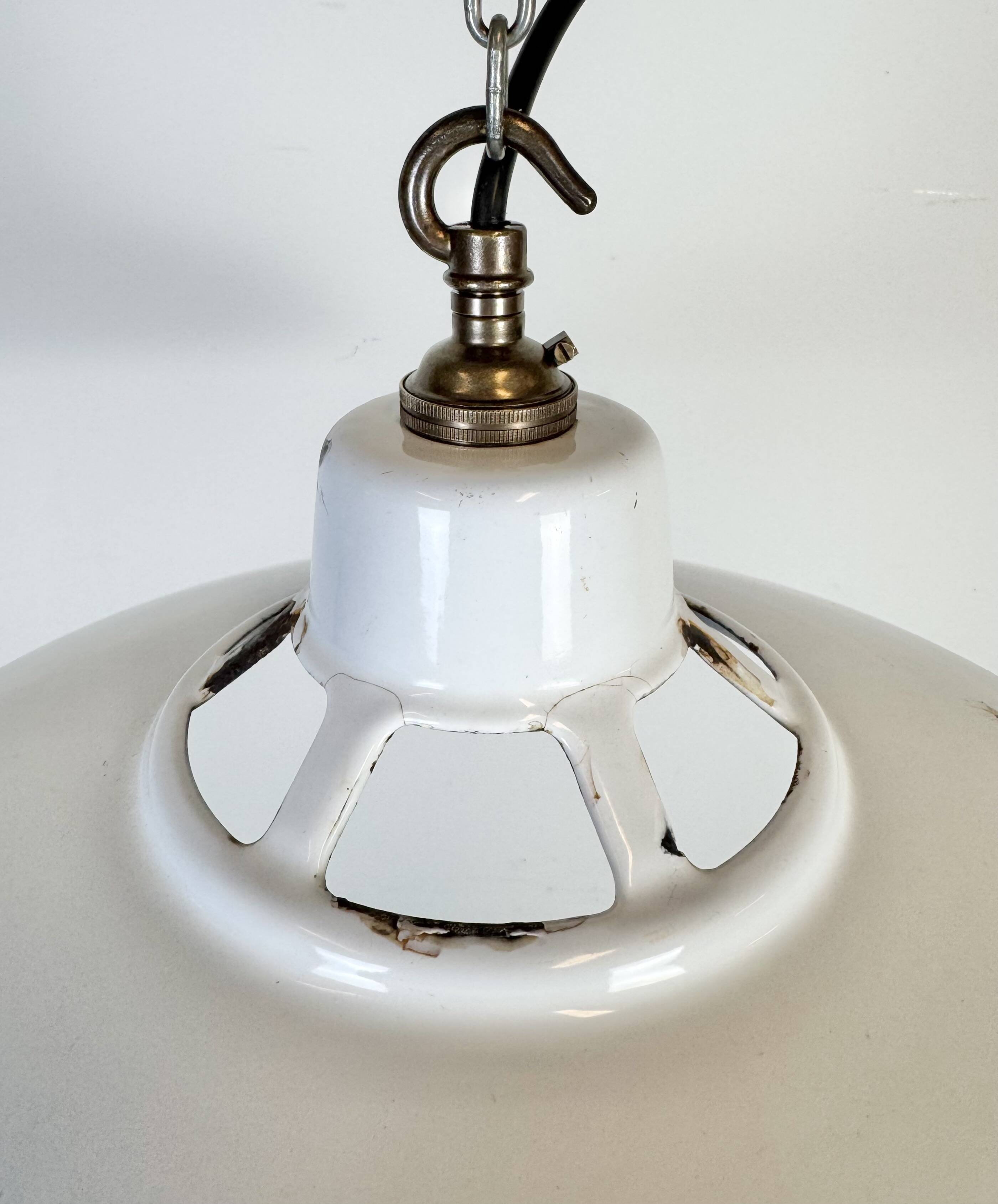 Industrial White Enamel Factory Pendant Lamp, 1960s