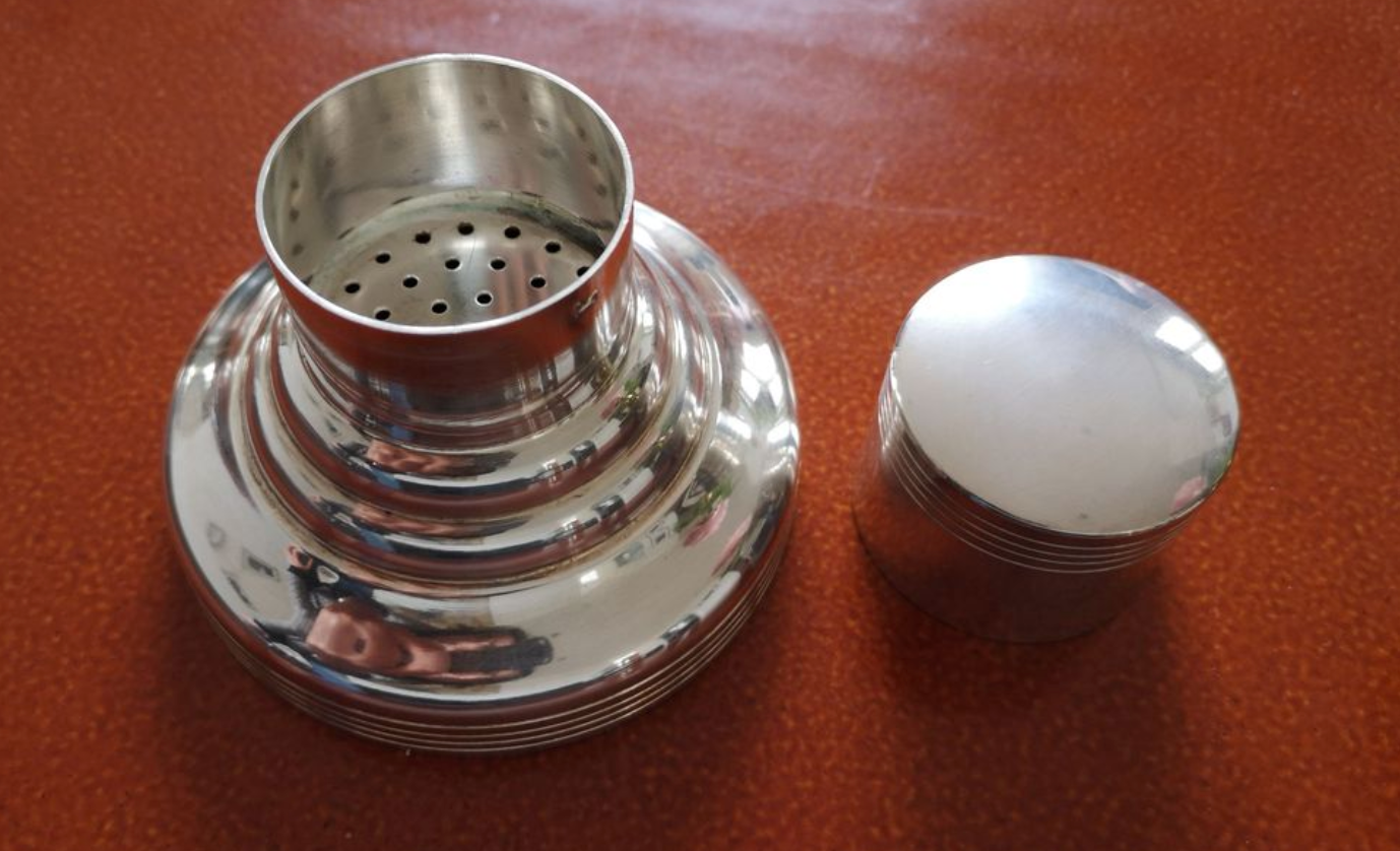 Shaker Art Deco silver metal punched