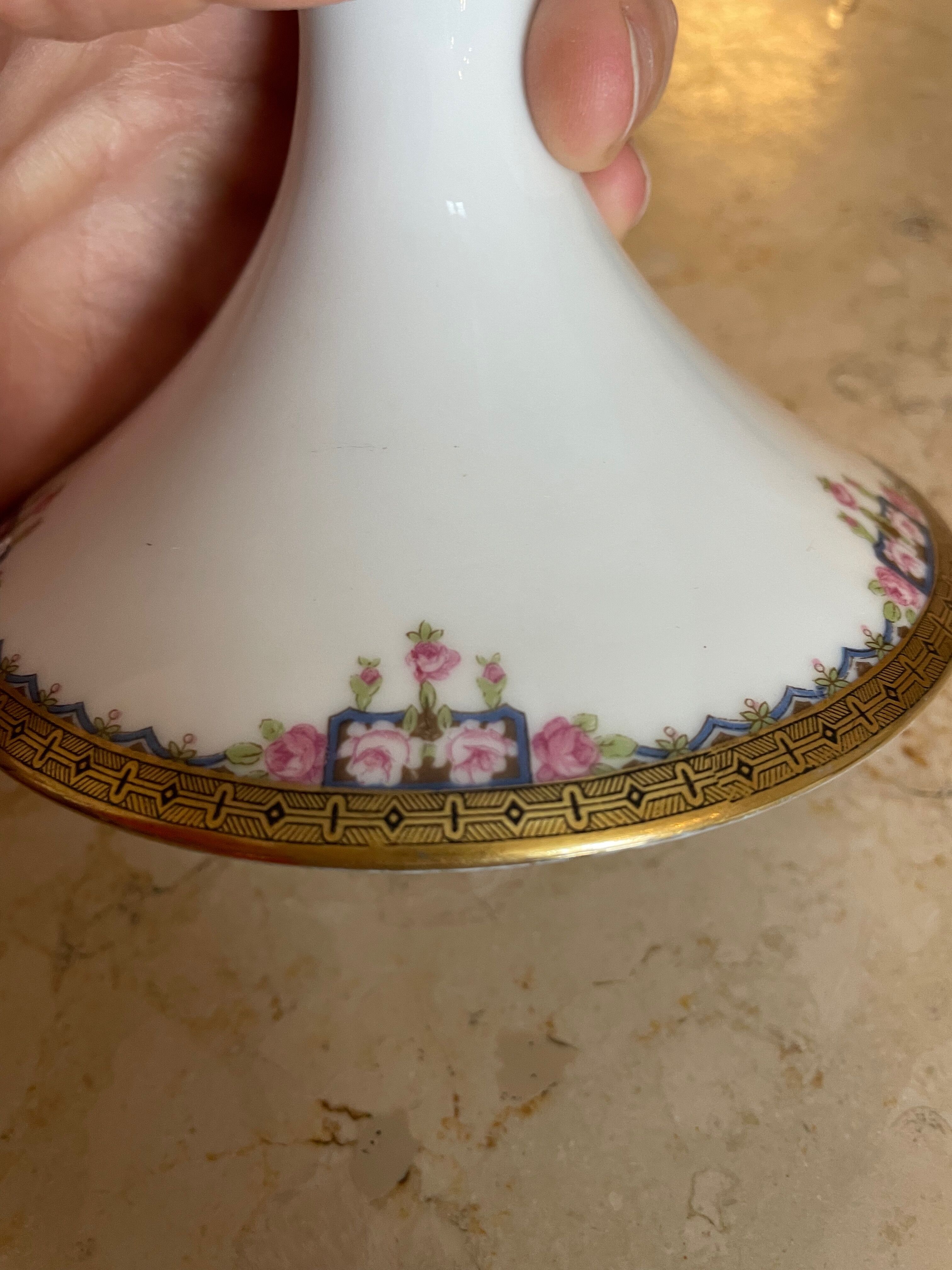 Porcelain fruit cup signed