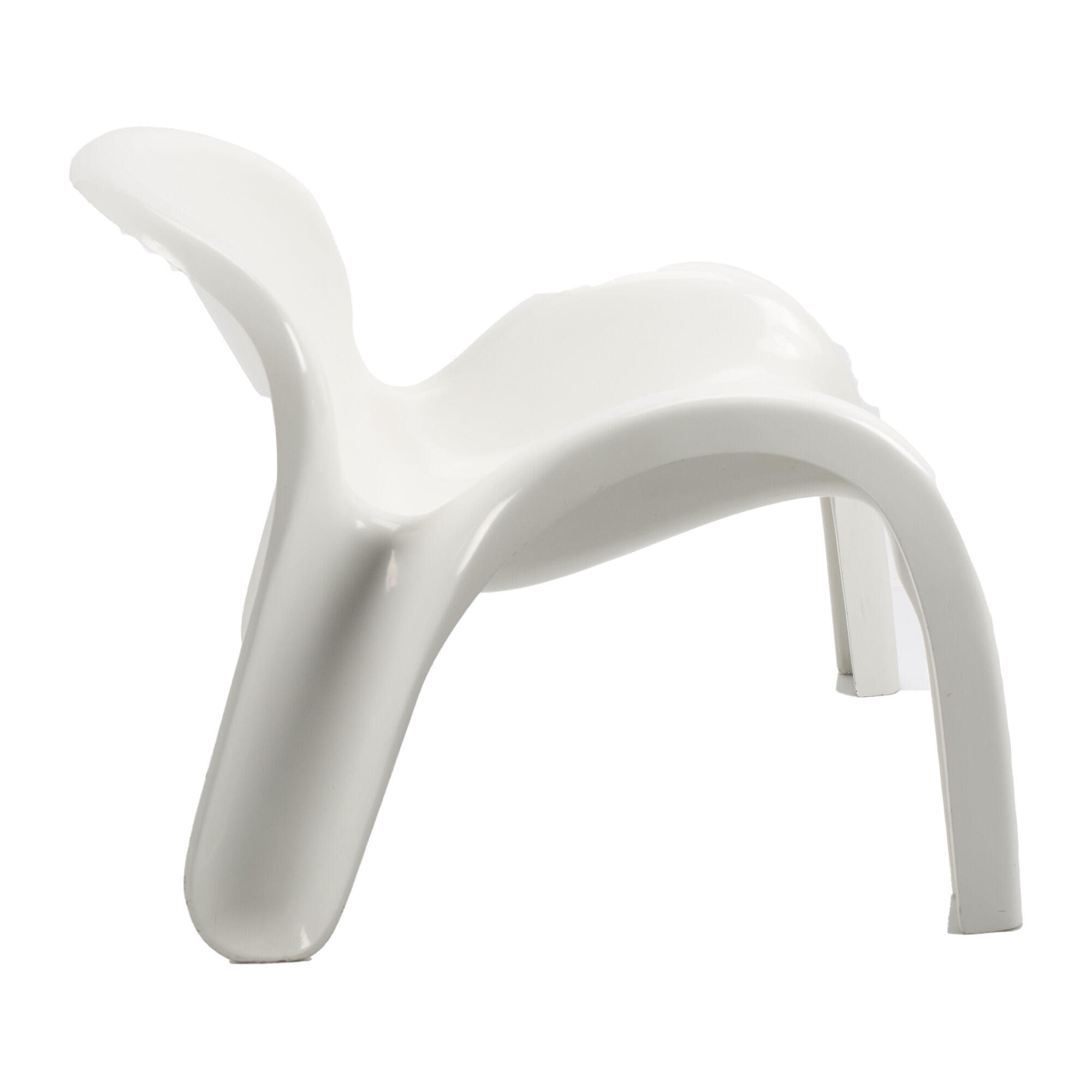 White GN2 armchair by Peter Ghyczy for Reuter's Form and Life