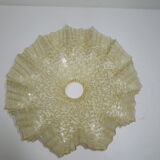 Suspension ancienne opaline clichy paille et blanc