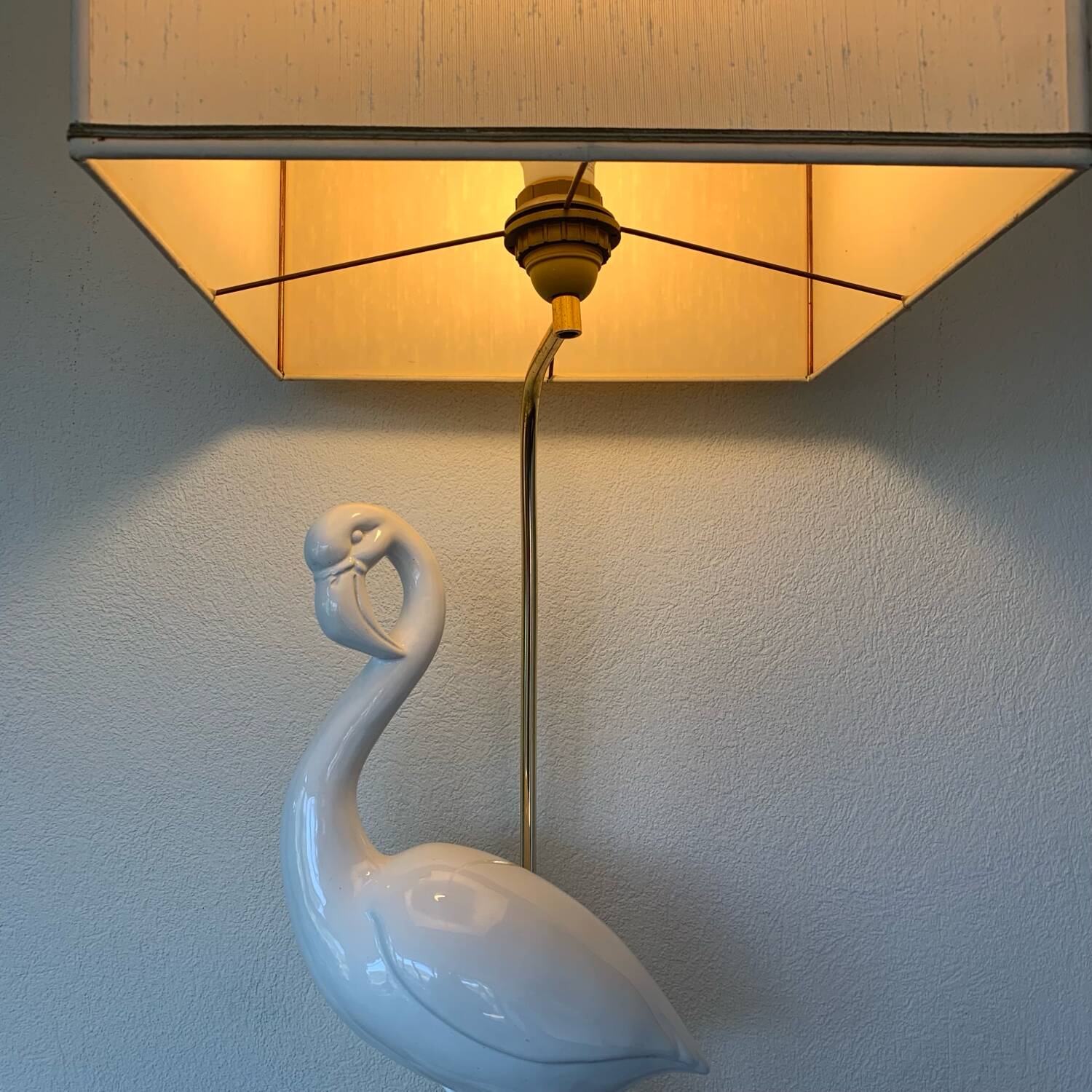 Very large flemish white ceramic lamp 50's italy 97cm with lampshade