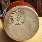 Berry's Berry pussity pitcher Booted medieval artcraft