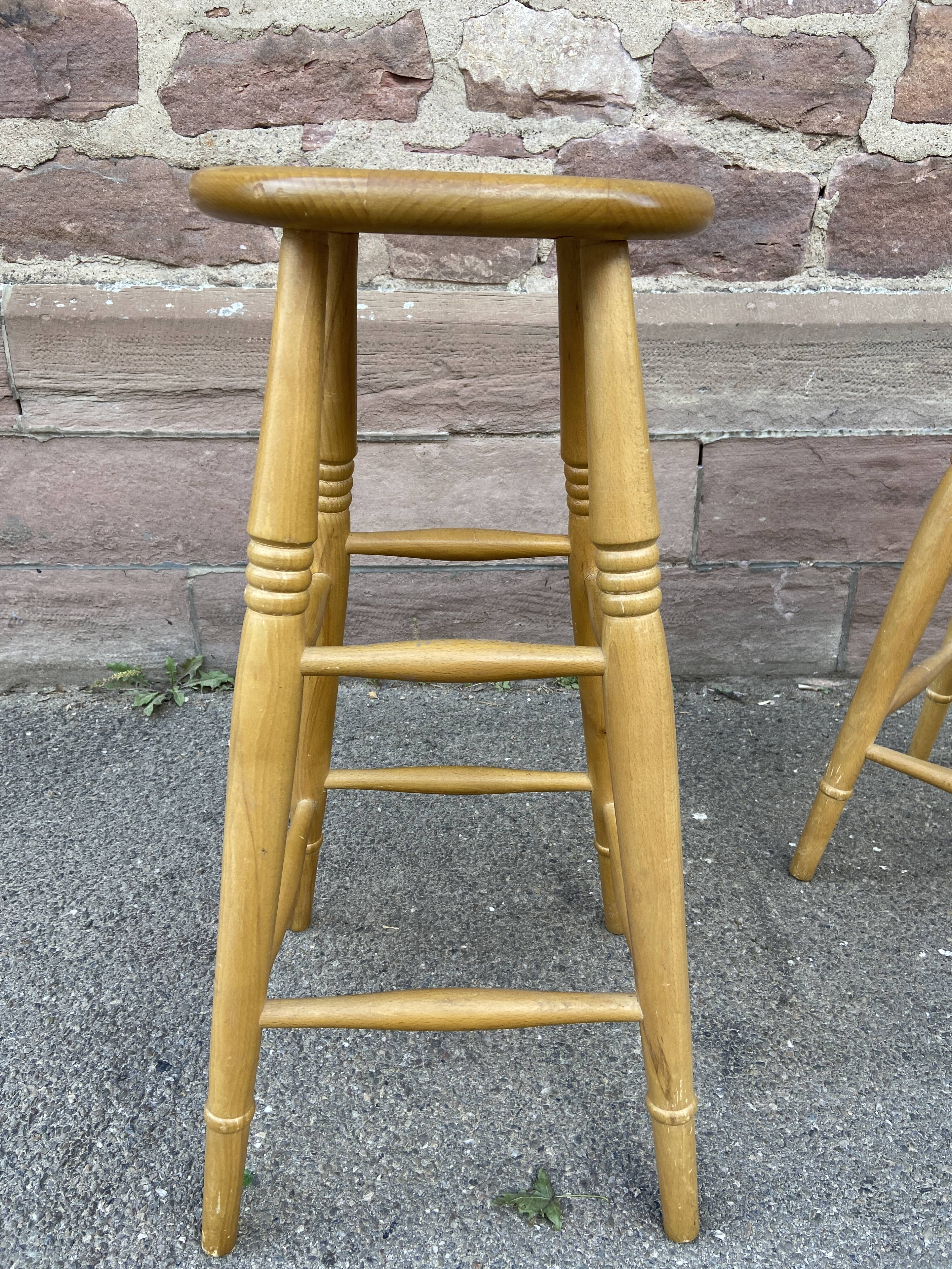 Paire de tabourets de bar bois 1960