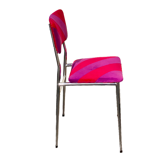 Red/purple patchwork chairs duo