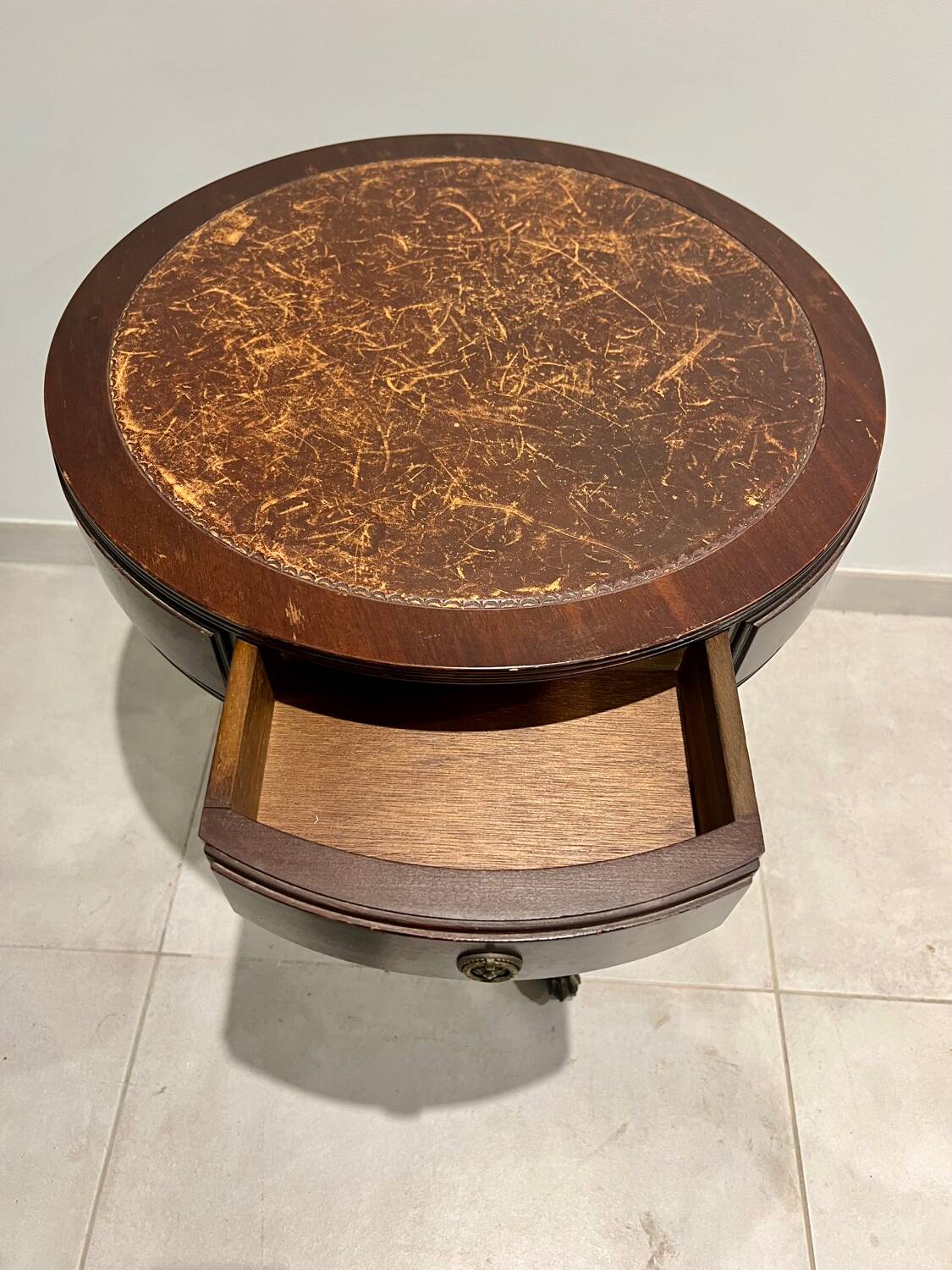English Regency style pedestal table